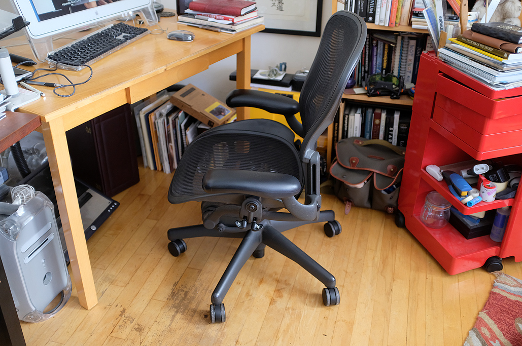 disassemble aeron chair for shipping